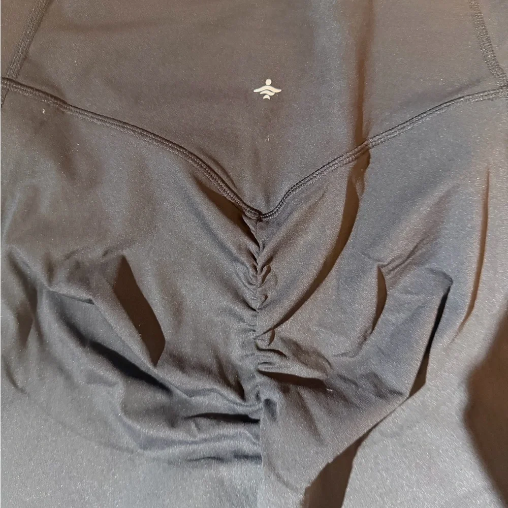 HALARA Black Leggings - Picture 7 of 10